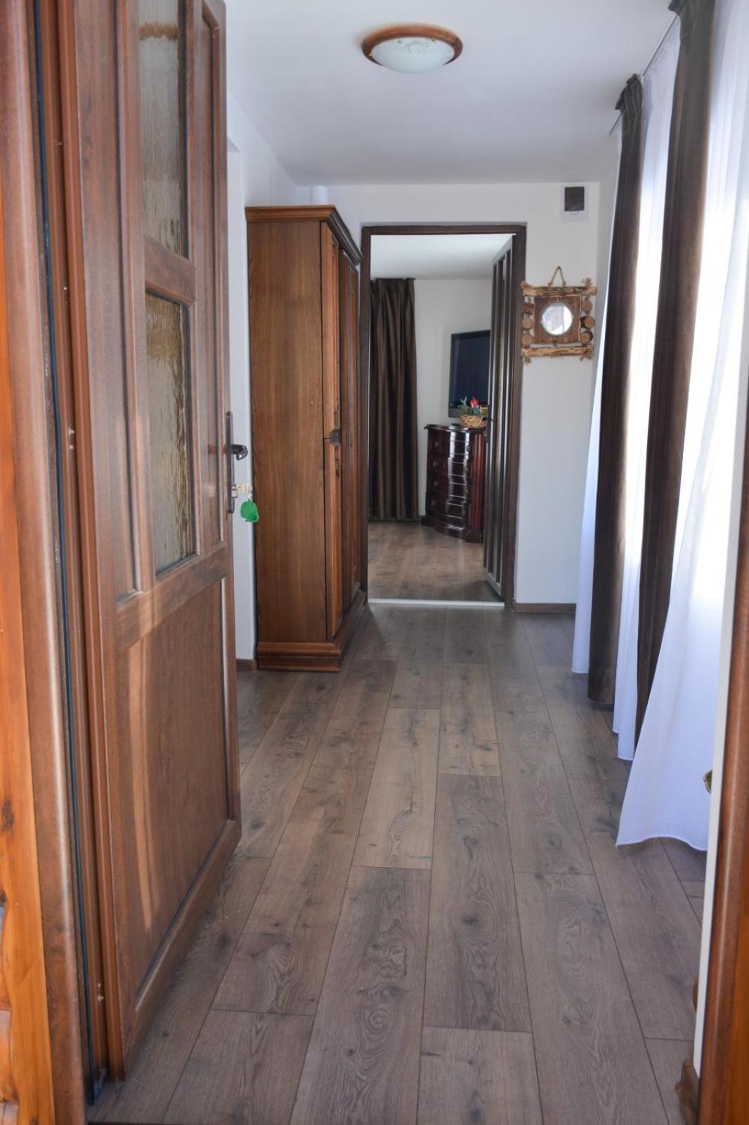 Casuta Adelina Borsa Villa Exterior photo