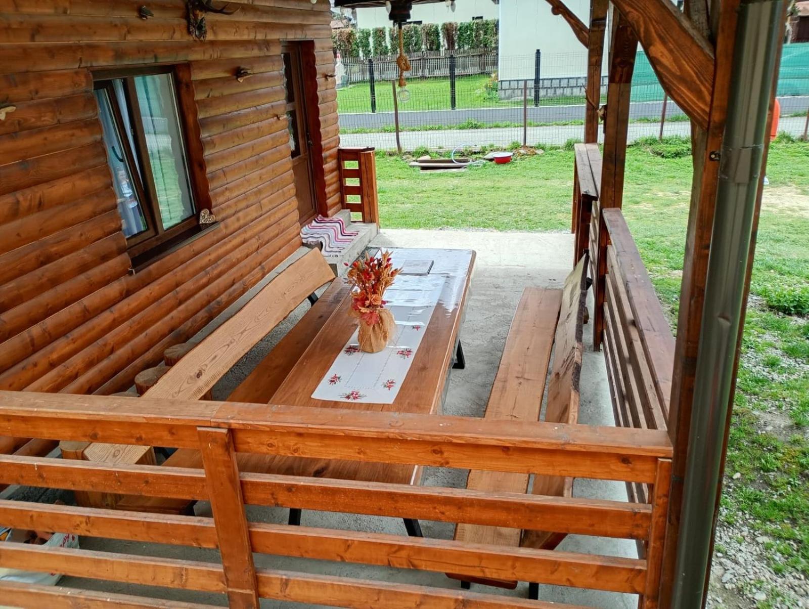Casuta Adelina Borsa Villa Exterior photo